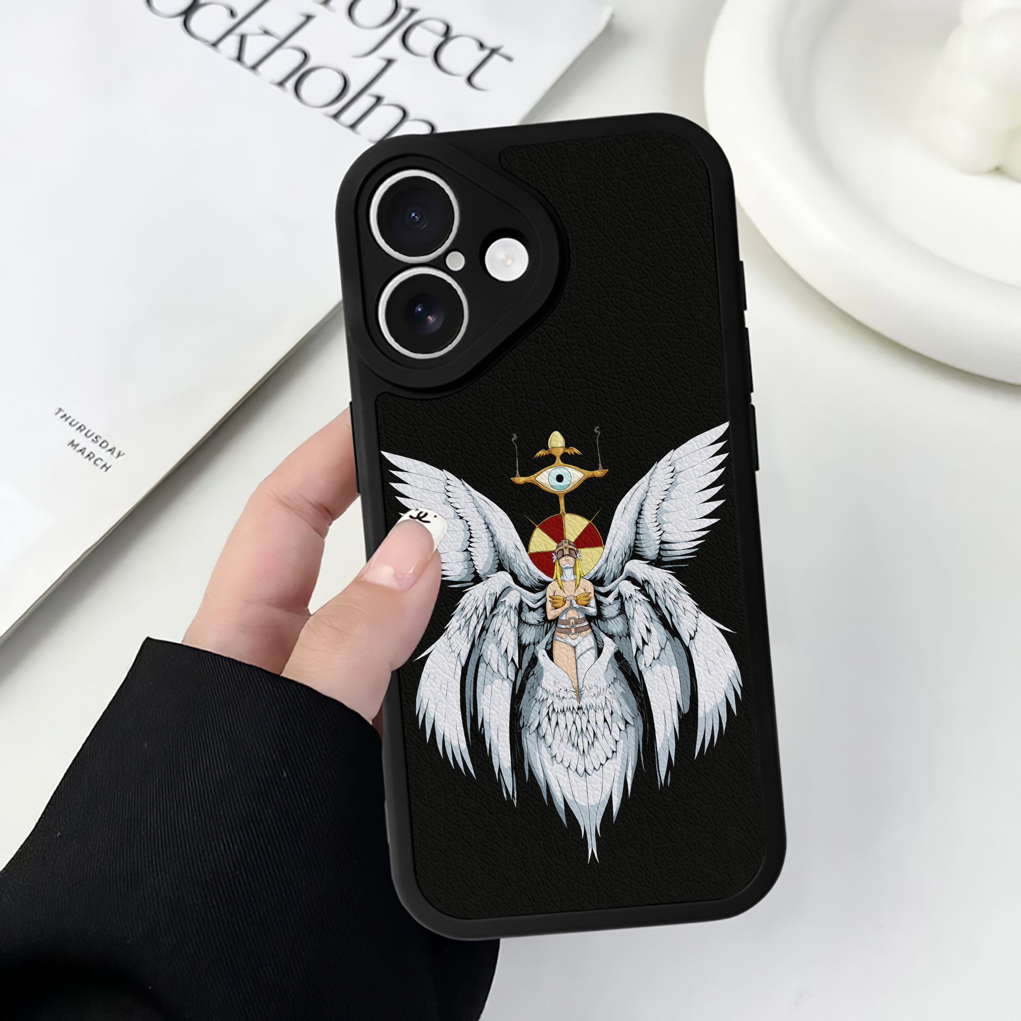 （画像用） Digimon デジタルモンスター/デジモン 【iPhone 16シリーズ対応】シリコンスマホケース（レザー調） 材質：シリコン